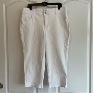 Lane Bryant White Capri Jeans Size 18